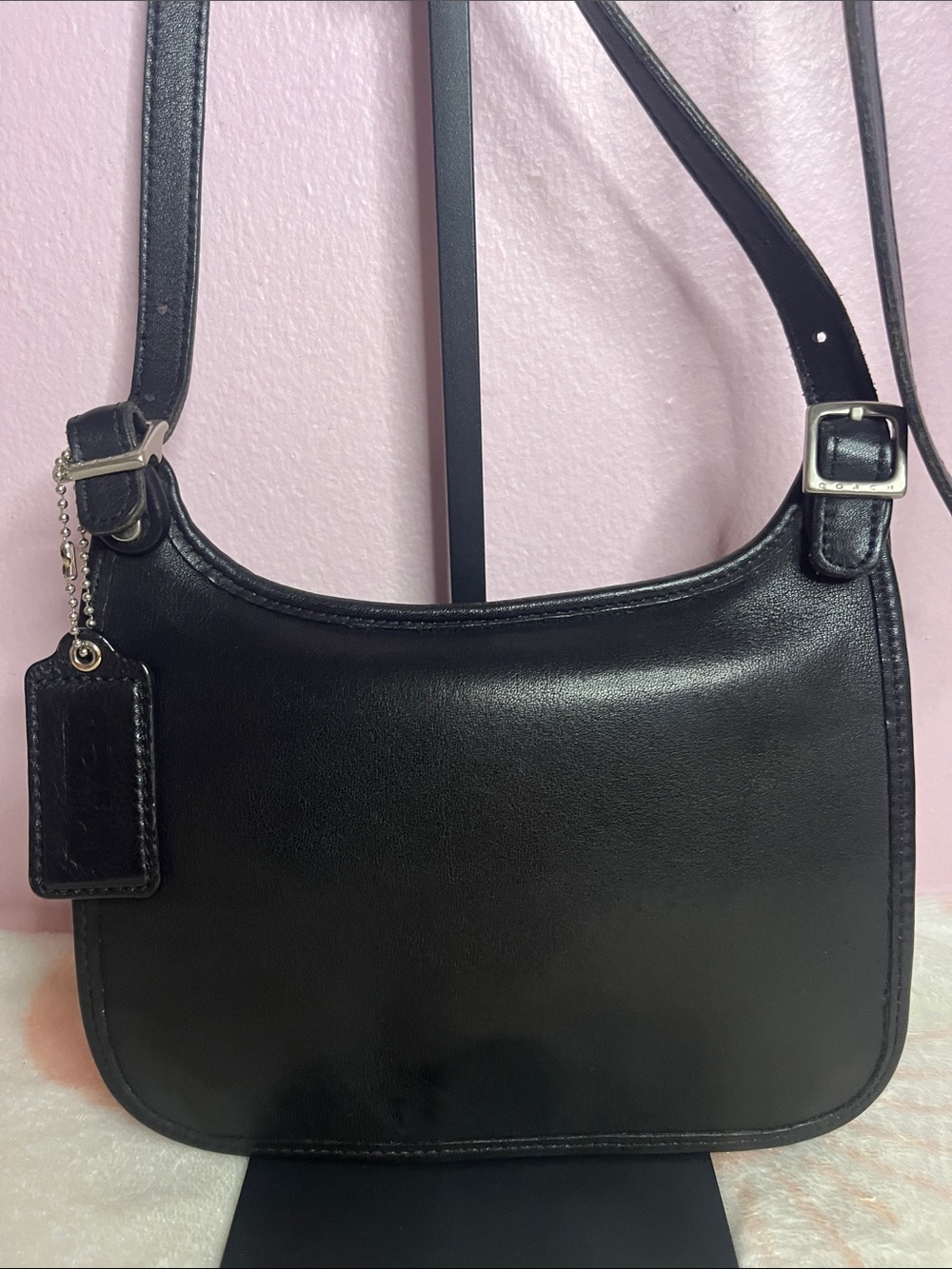 COACH vintage small hippie flap y2k Black Leather Crossbody bag/adjustable strap